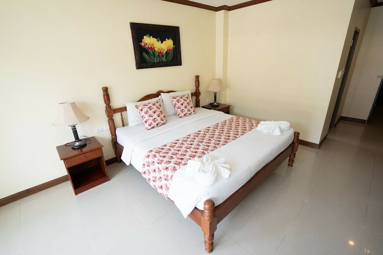 Hotel Pranang Flora House