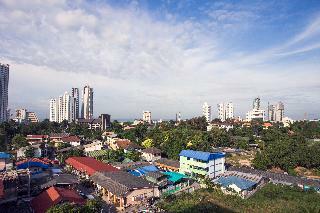 Golden Tulip Essential Pattaya Hotel