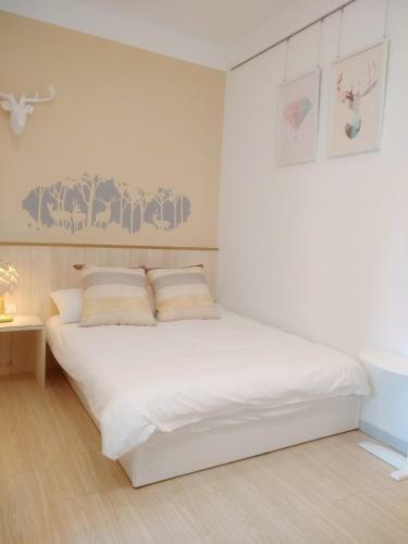 Meet Travelers Guest House