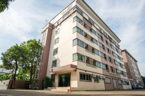 Aparthotel The Park Bangyai