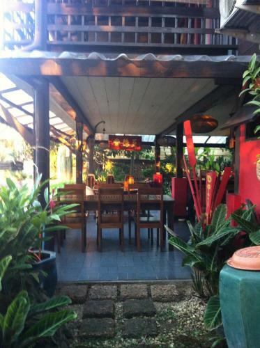 Posada The Riverside Guest House