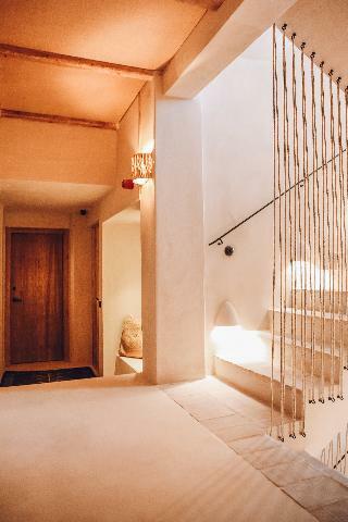 Hotel Nomad X�bia Port