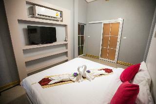 Hotel The Train Resort And Spa