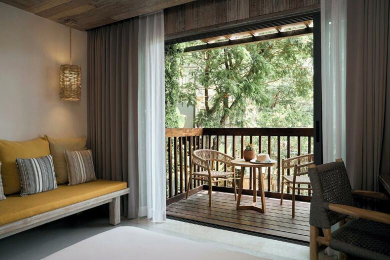 Hotel Dinso Resort