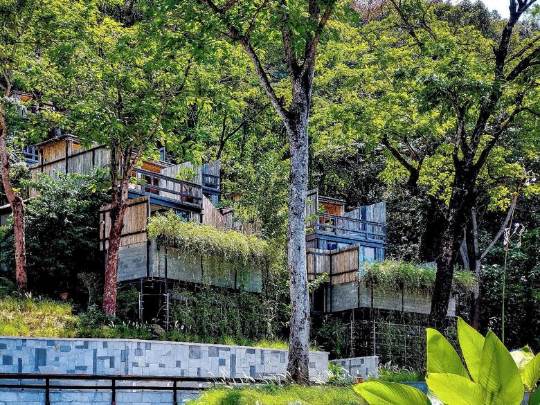 Hotel Dinso Resort