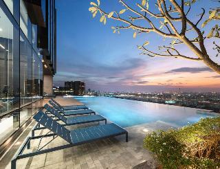 The Quarter Hotel Ari