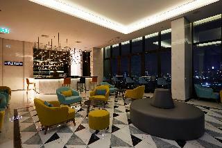 The Quarter Hotel Ari