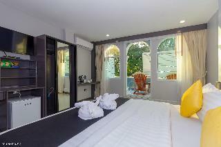 Modern Living Hotel