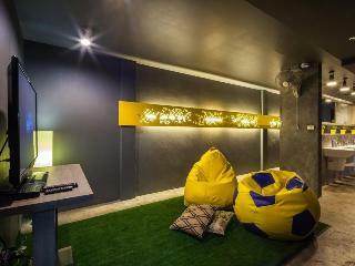 Hotel Fulfill Phuket Hostel