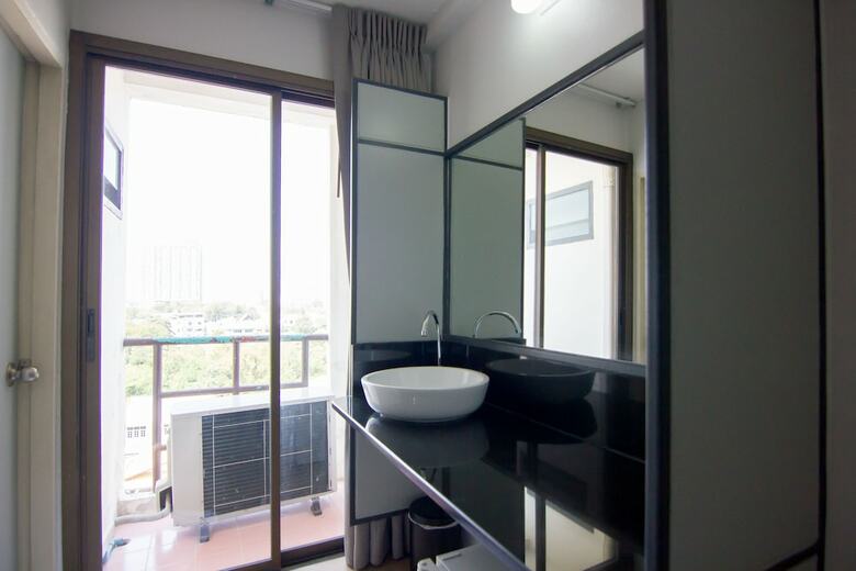 Hotel Regent Ngamwongwan