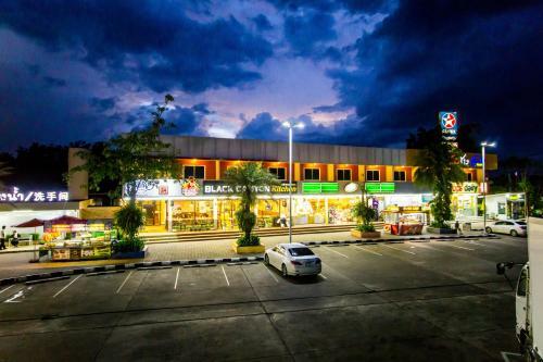 The Lephant Hotel