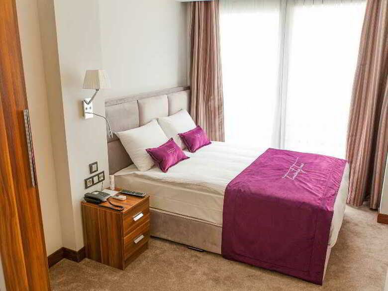 The22 Hotel