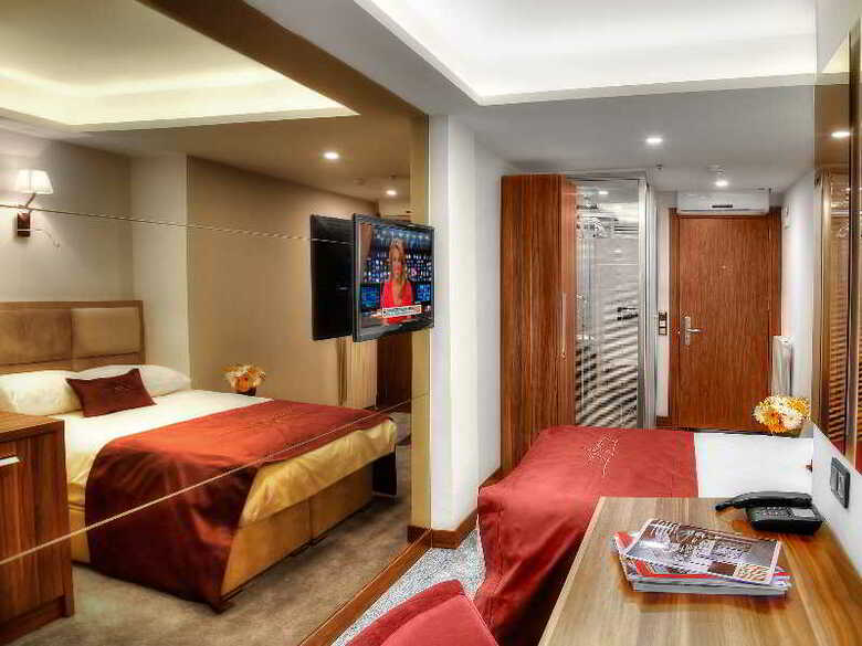 The22 Hotel