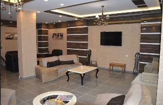 Din� Hotel