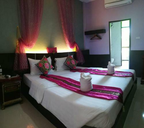 Gem Tree Hotel