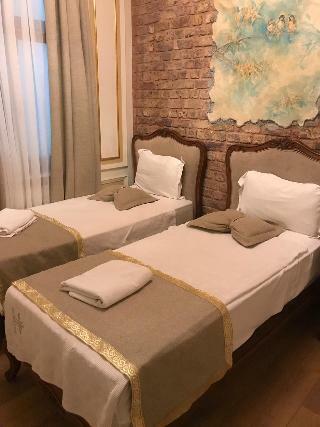 Hotel Boutique Pera Parma Hotel