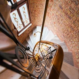 Hotel Boutique Pera Parma Hotel