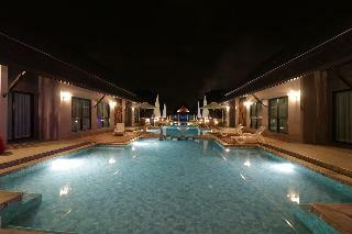 Hotel The Scene Cliff View Villas