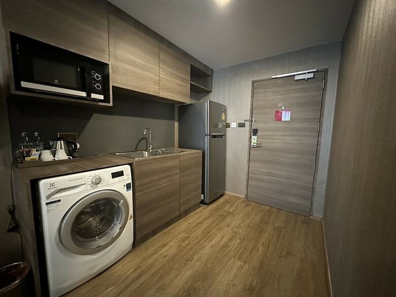 Hotel Glow Sukhumvit 5