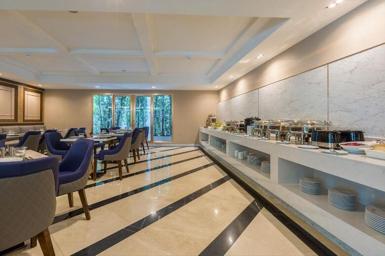 Hotel Glow Sukhumvit 5