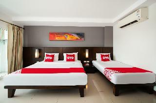 Oyo 241 Ratana Hotel Sakdidet