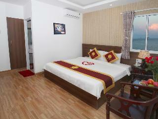 Glory Dragon Hotel