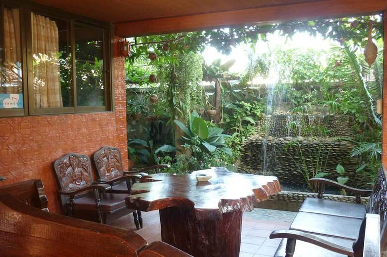 Hostal Baan Maihorm Guesthouse