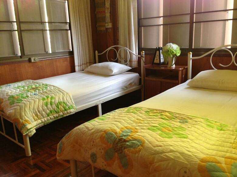 Hostal Baan Maihorm Guesthouse