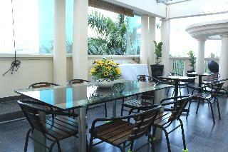Hotel Palms Garden
