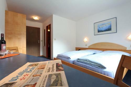 Hostal Hotel Garni Domino