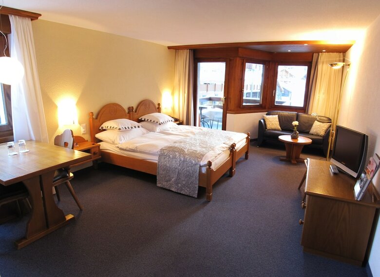 Hotel Allalin