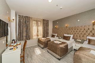 Grand Pamir Hotel