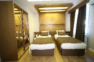 Black Pearl Hotel