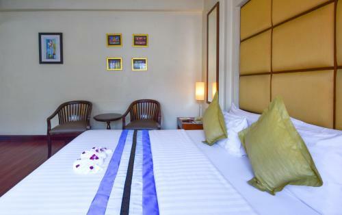 Hotel Grand Business Inn