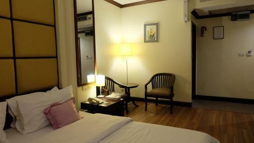 Hotel Grand Business Inn
