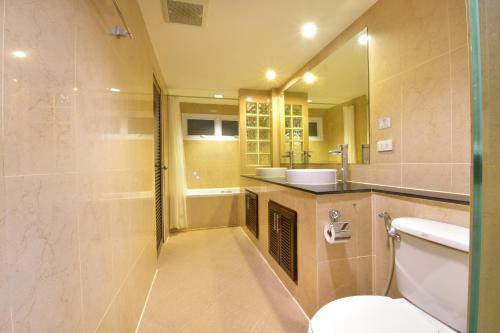 Hotel Grand Business Inn