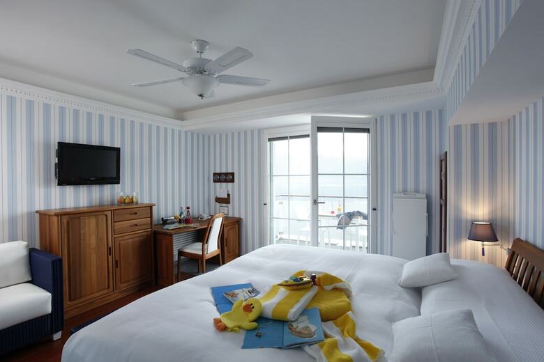 Hotel Yachtsport Resort Lago Maggiore
