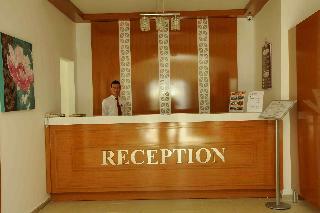 Side Legend Hotel