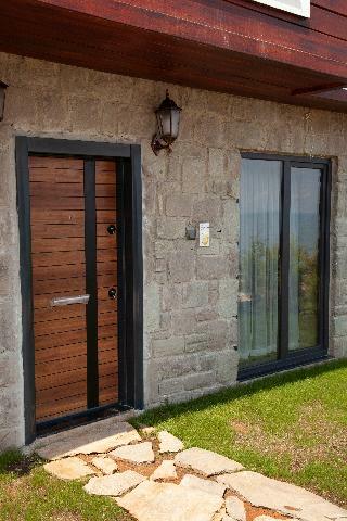 Royal Villa