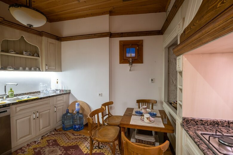Cedrus Hotel