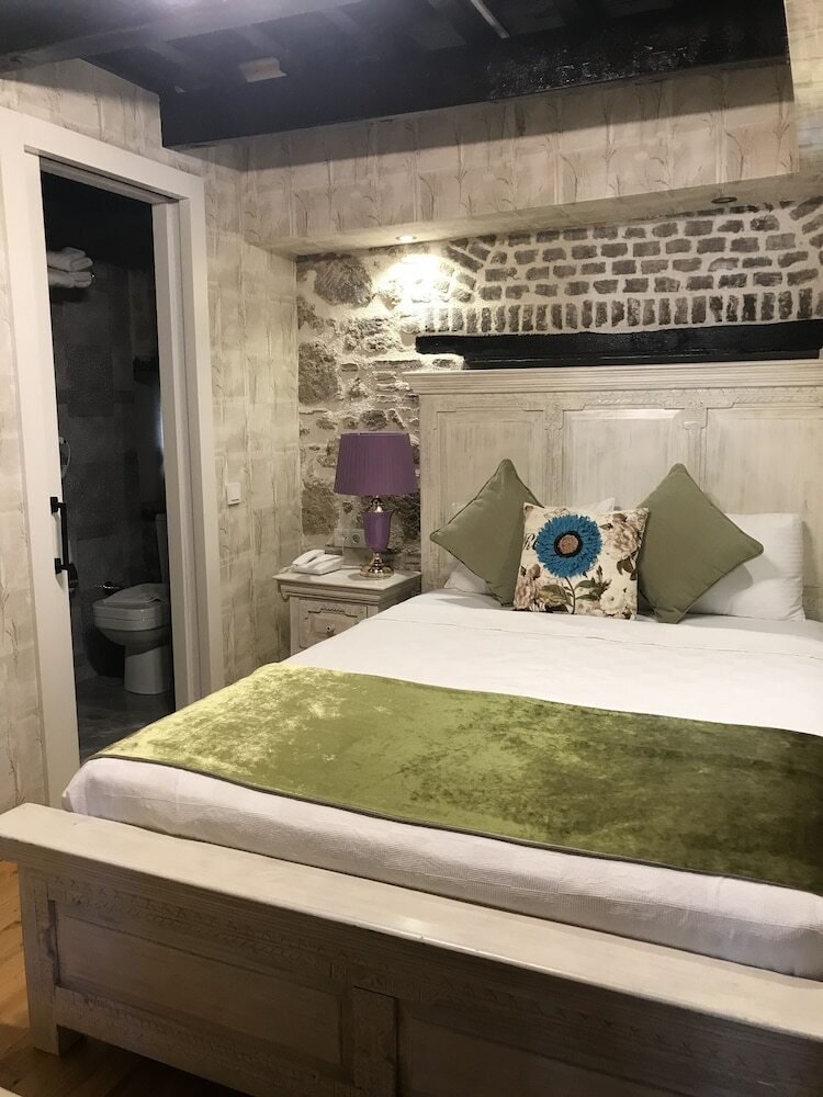 Cedrus Hotel