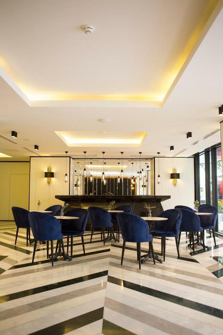 Hotel Emen's Otel