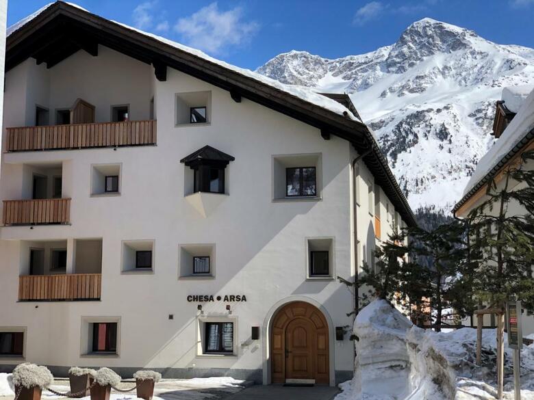Hotel Ches'arsa Lodge
