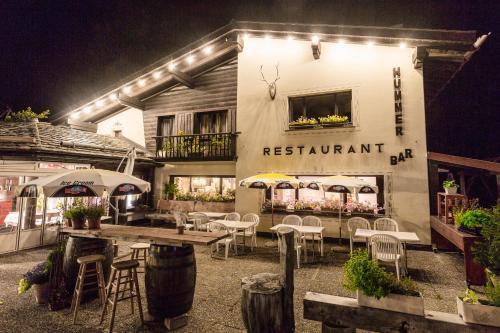 Hostal Hotel Pension S�som Surlej