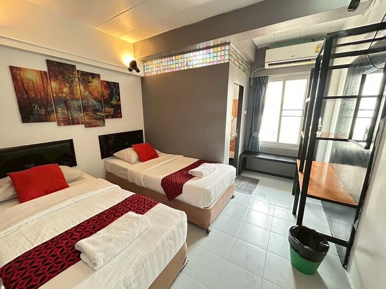 Khaosan Art Hotel