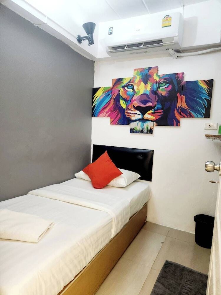 Khaosan Art Hotel