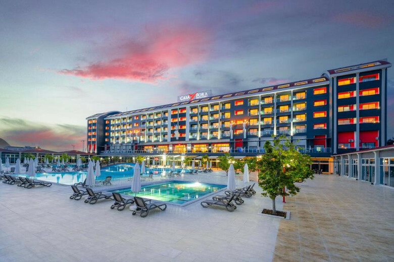 Casa Fora Beach Resort