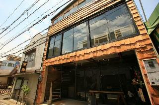 Kamp Houkan Cho Backpacker S Inn And Lounge