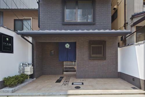 No 6 Nijo