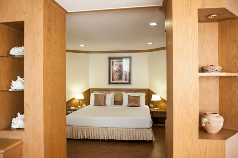 Lido Beach Hotel